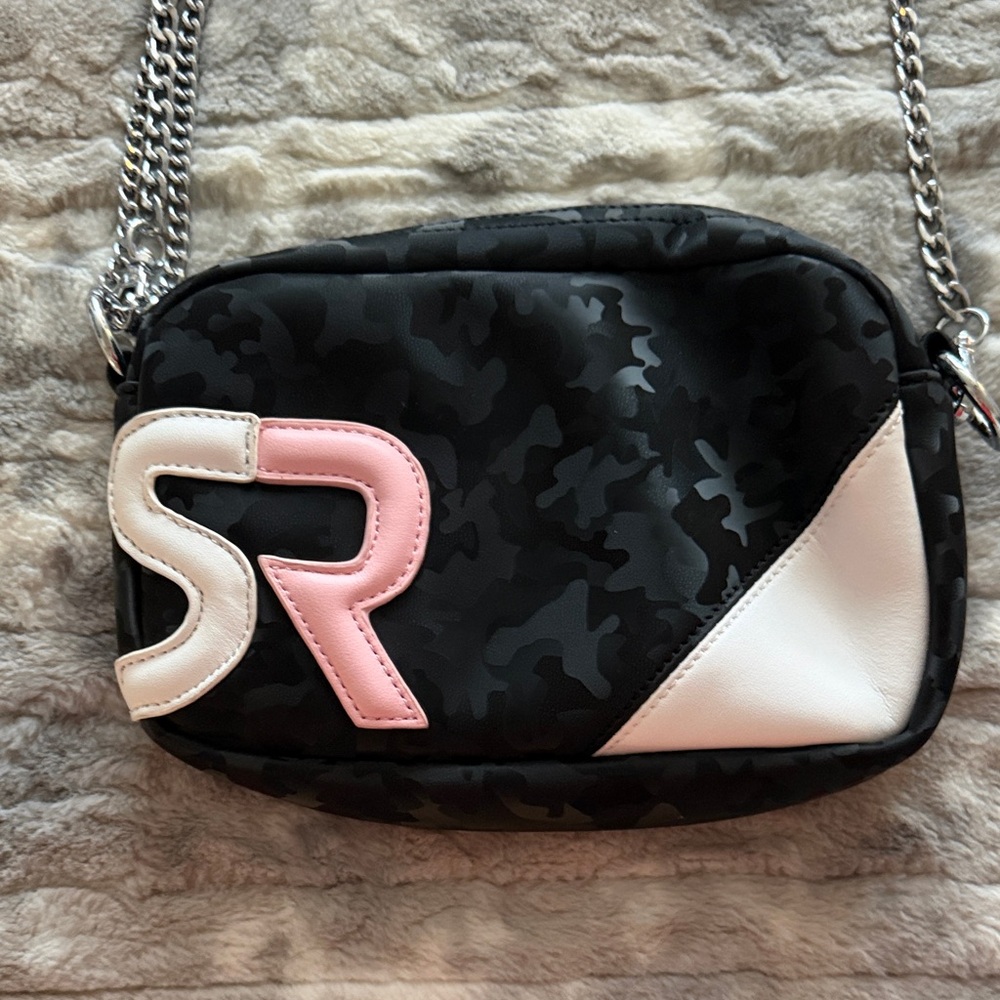 GSUWOO So Real Black and Pink Shoulder Bag Crossbody - Picture 2 of 6